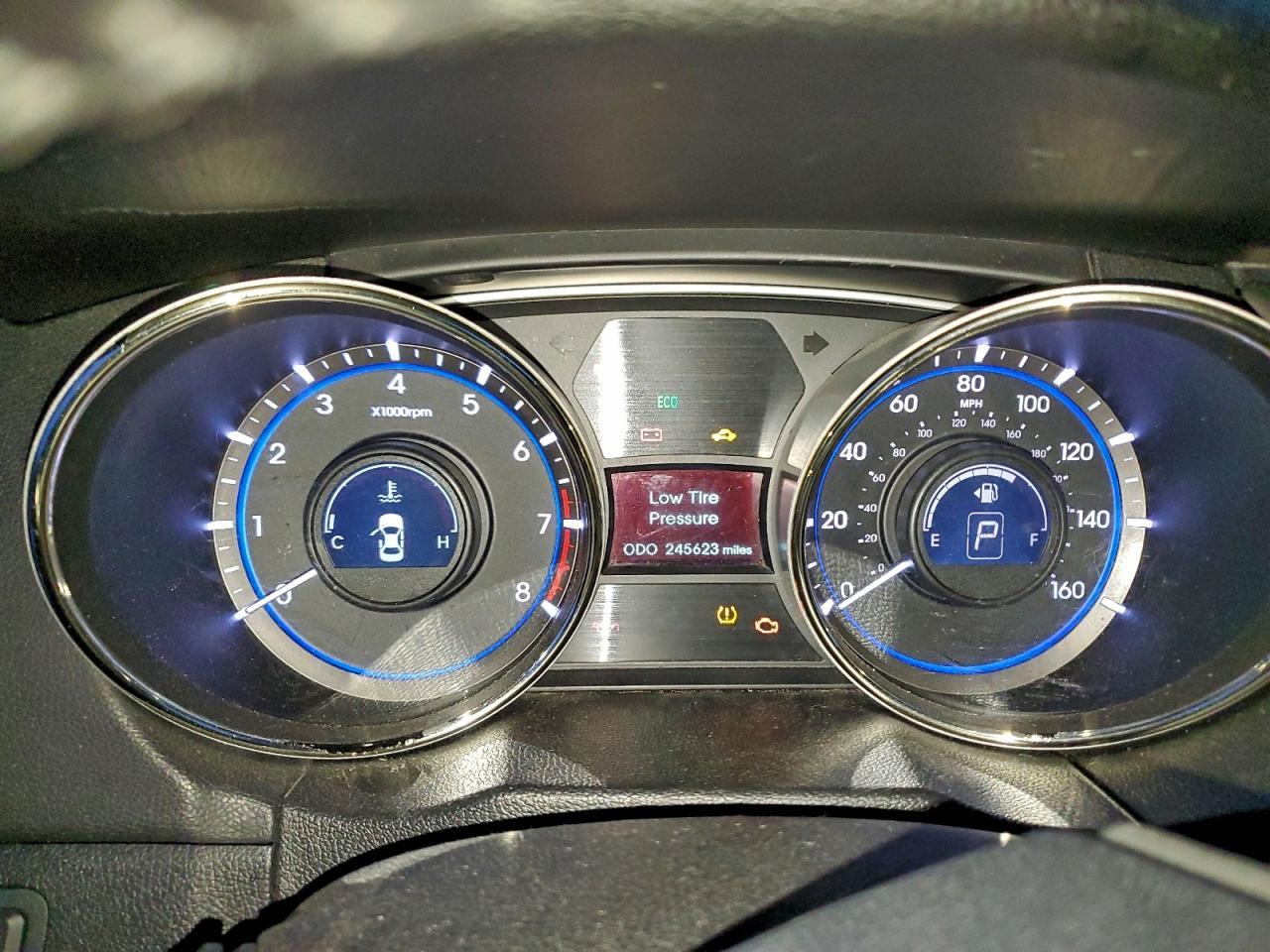 2013 HYUNDAI SONATA