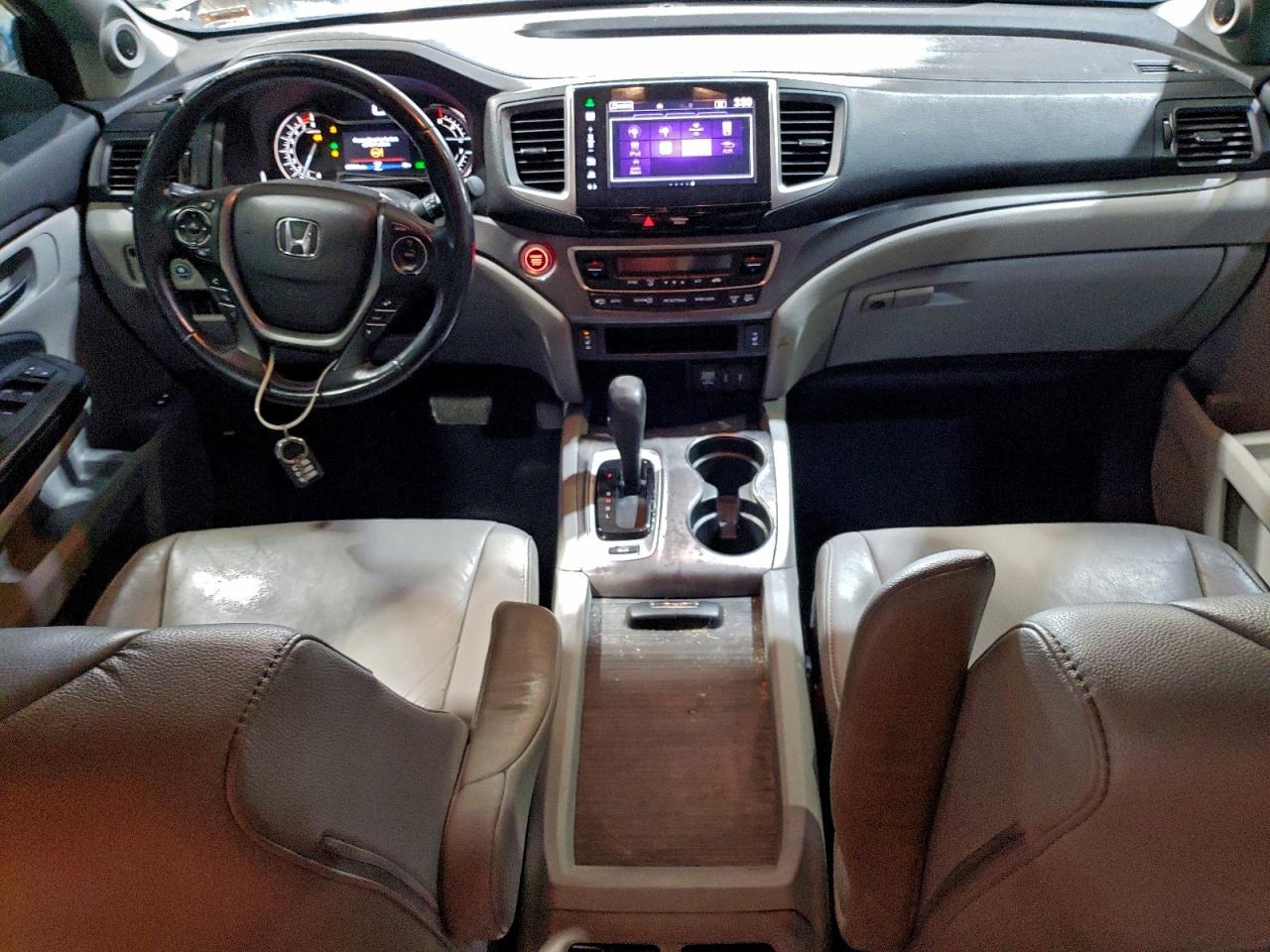 2016 HONDA PILOT