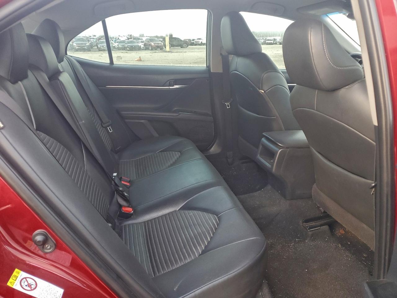 2018 TOYOTA CAMRY