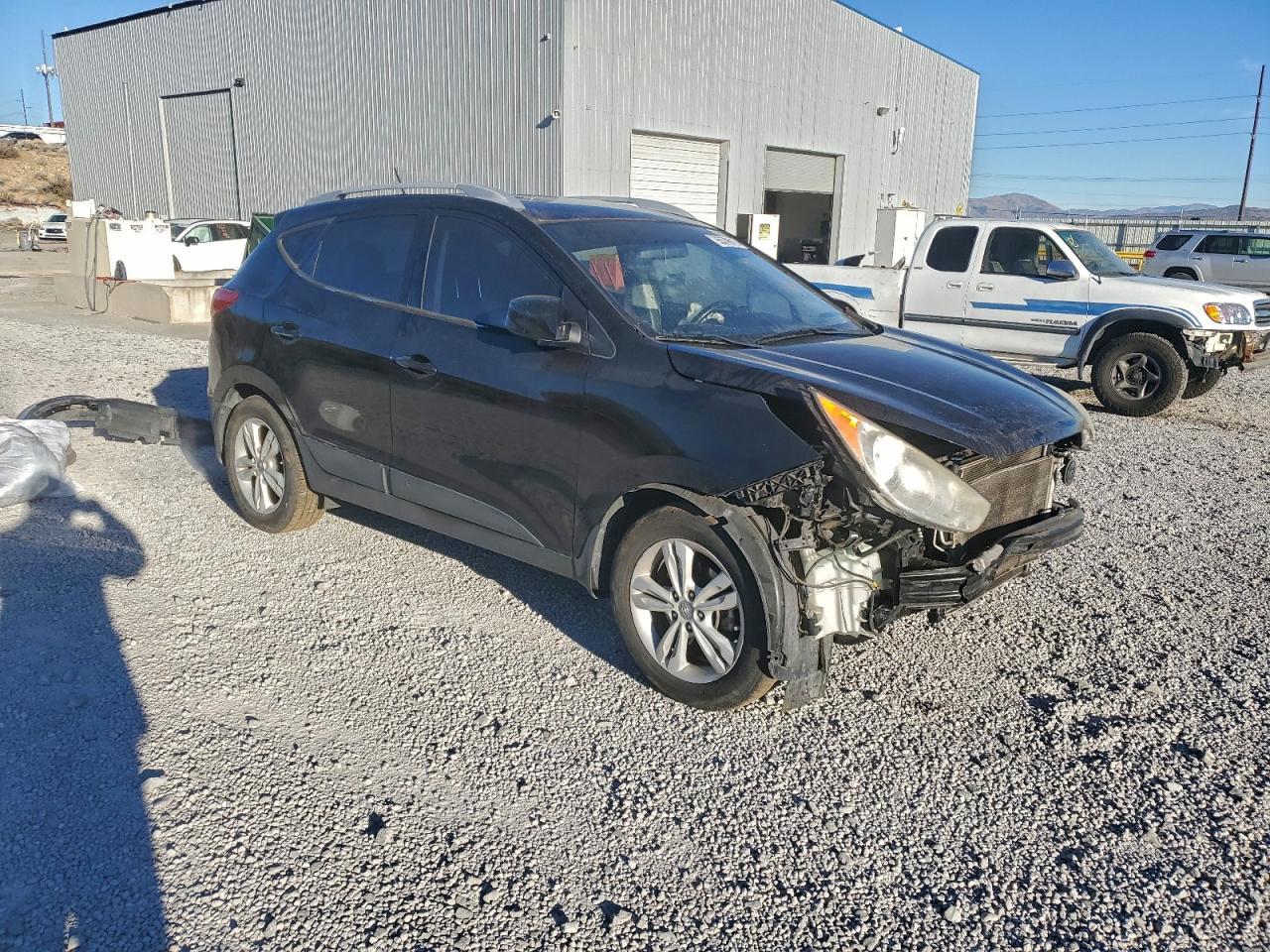 2011 HYUNDAI TUCSON