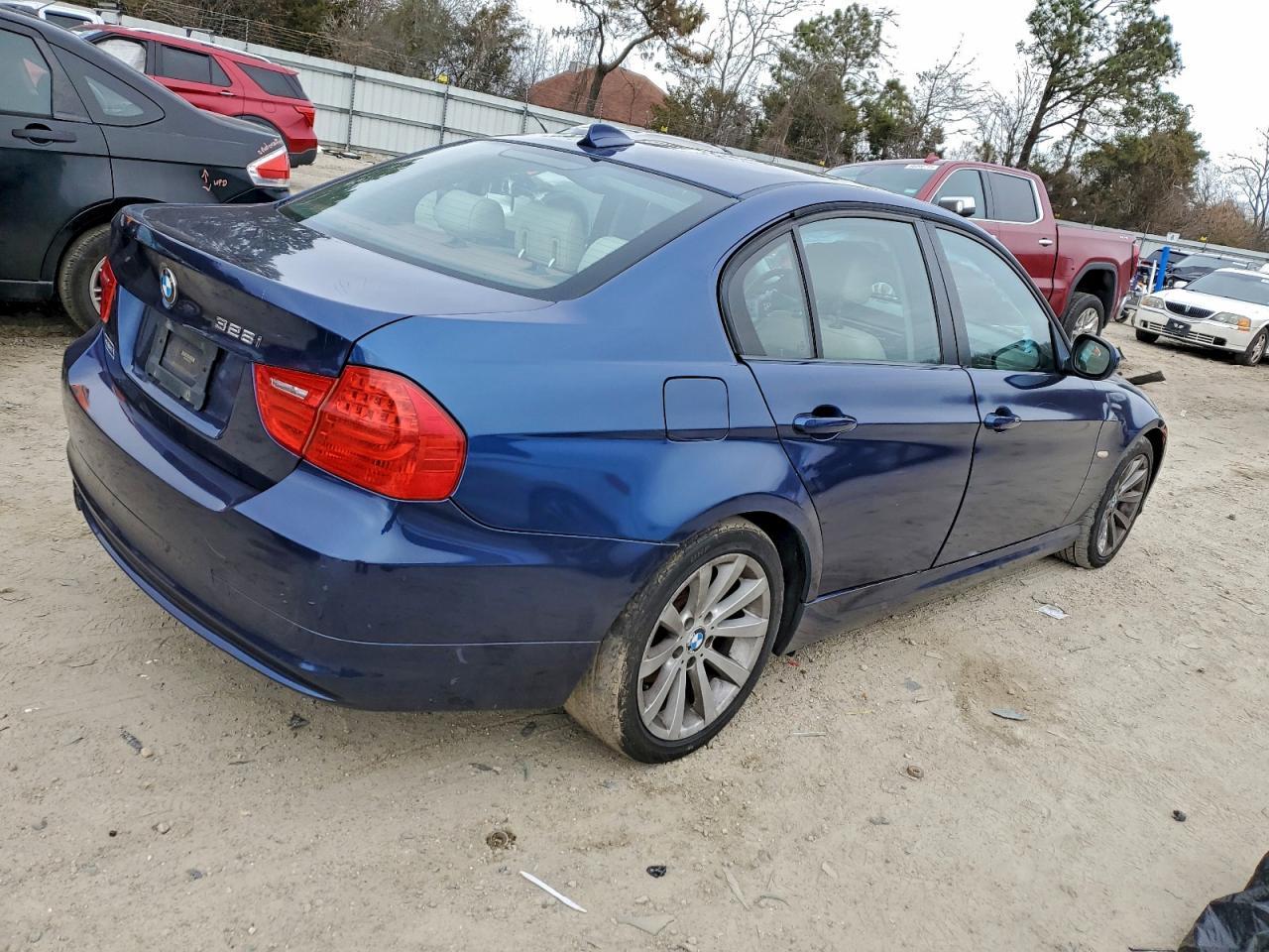 2011 BMW 3 SERIES