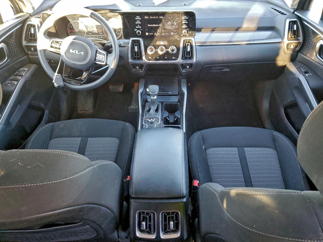 2023 KIA SORENTO