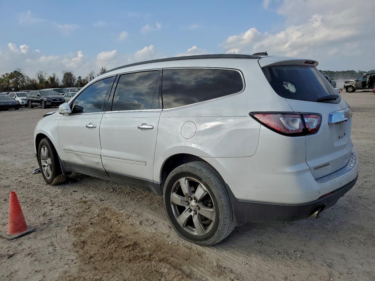 2017 CHEVROLET TRAVERSE