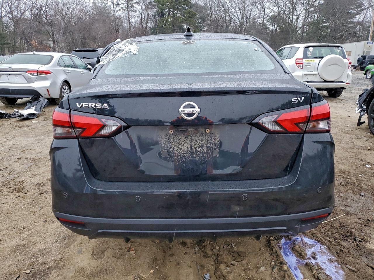2020 NISSAN VERSA