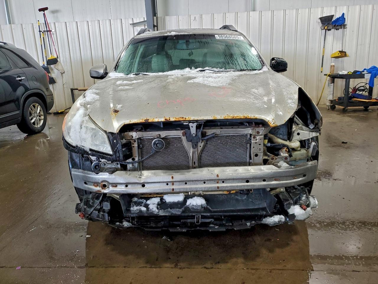 2014 SUBARU Outback