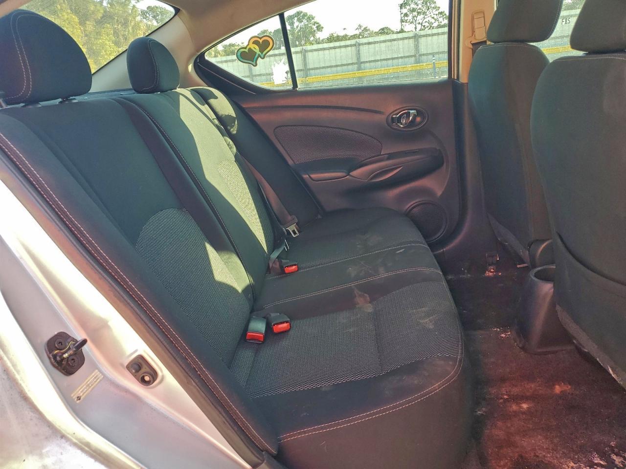 2017 NISSAN VERSA
