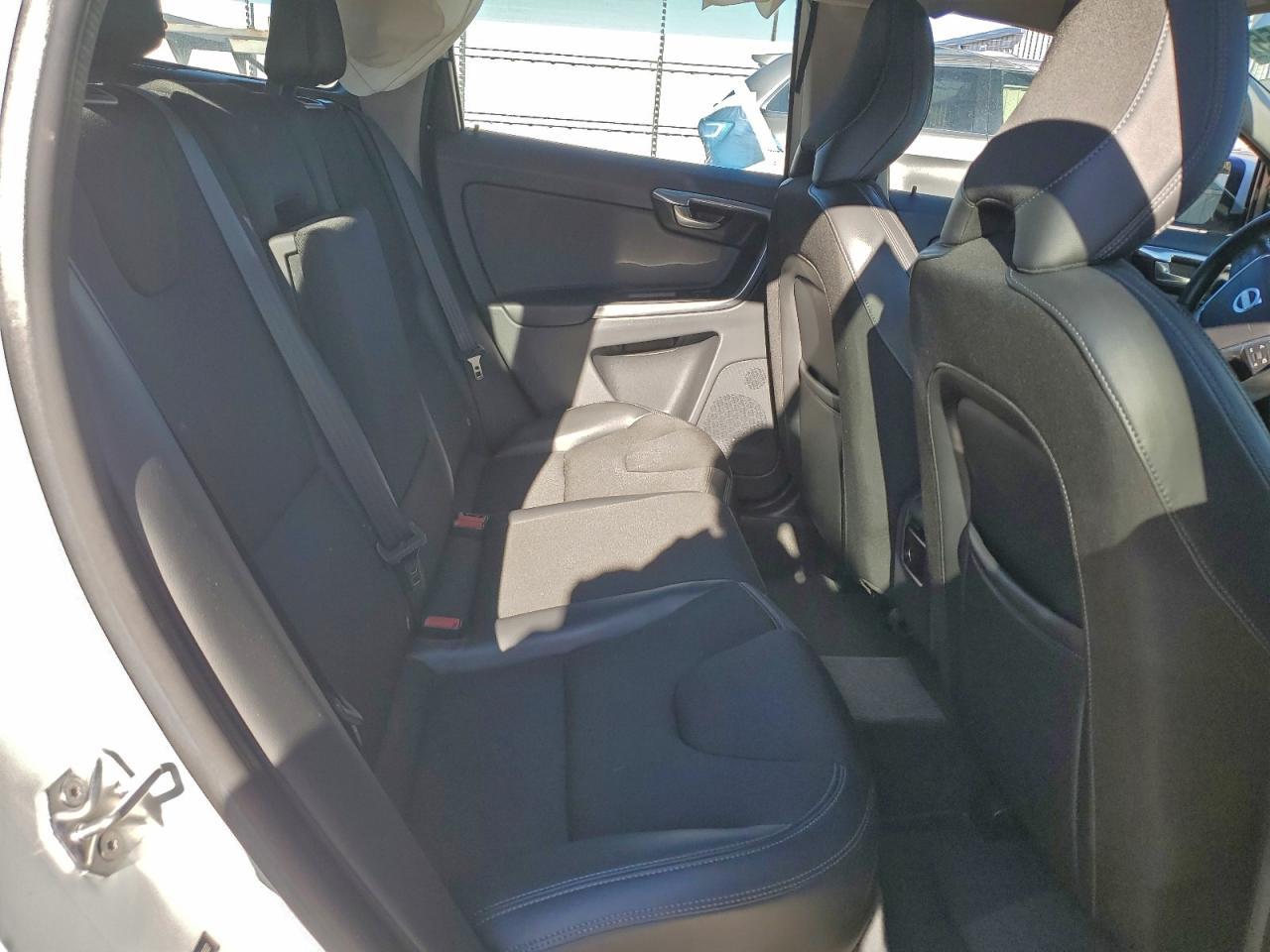 2016 VOLVO XC60