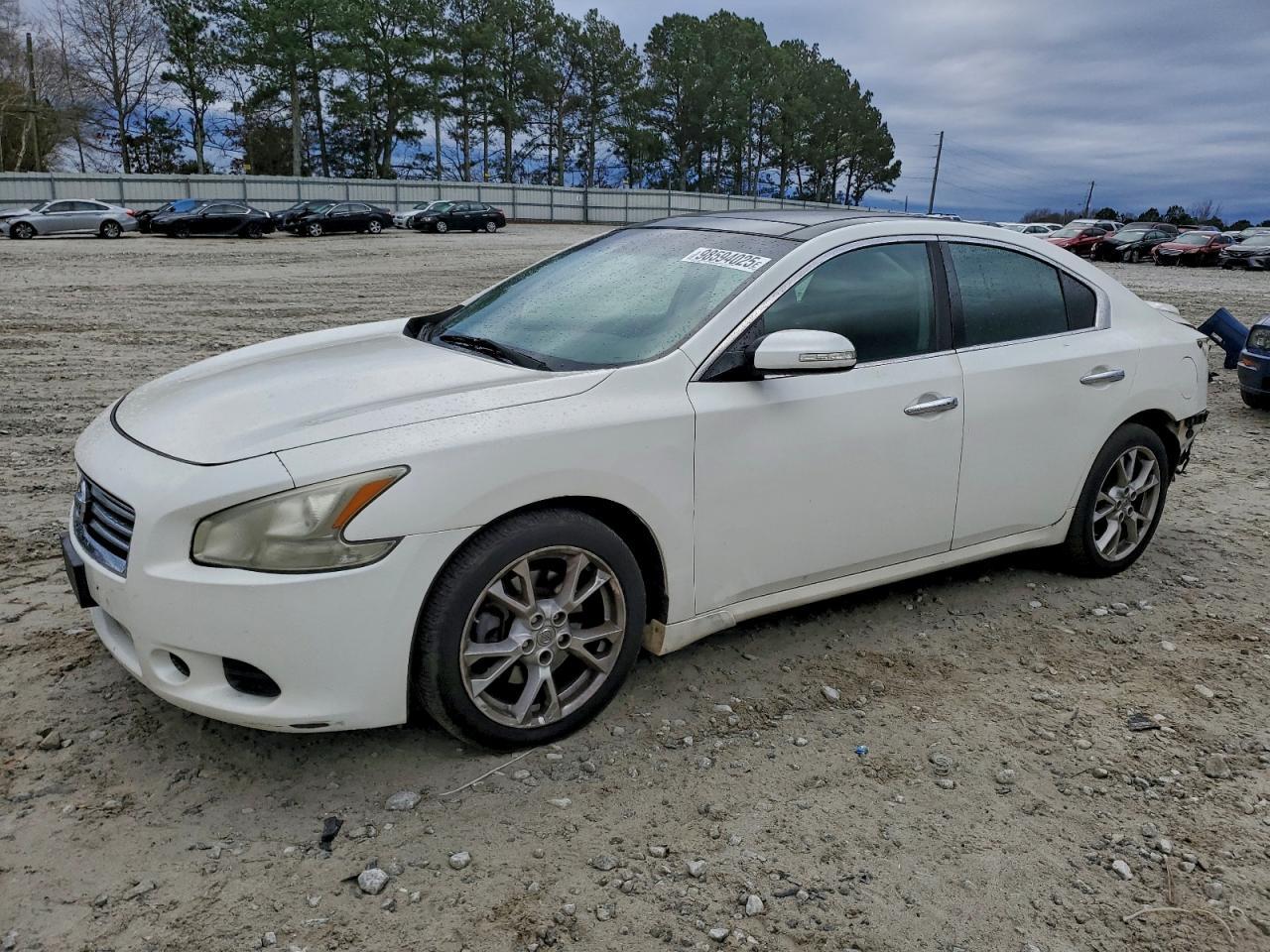 2012 NISSAN Maxima