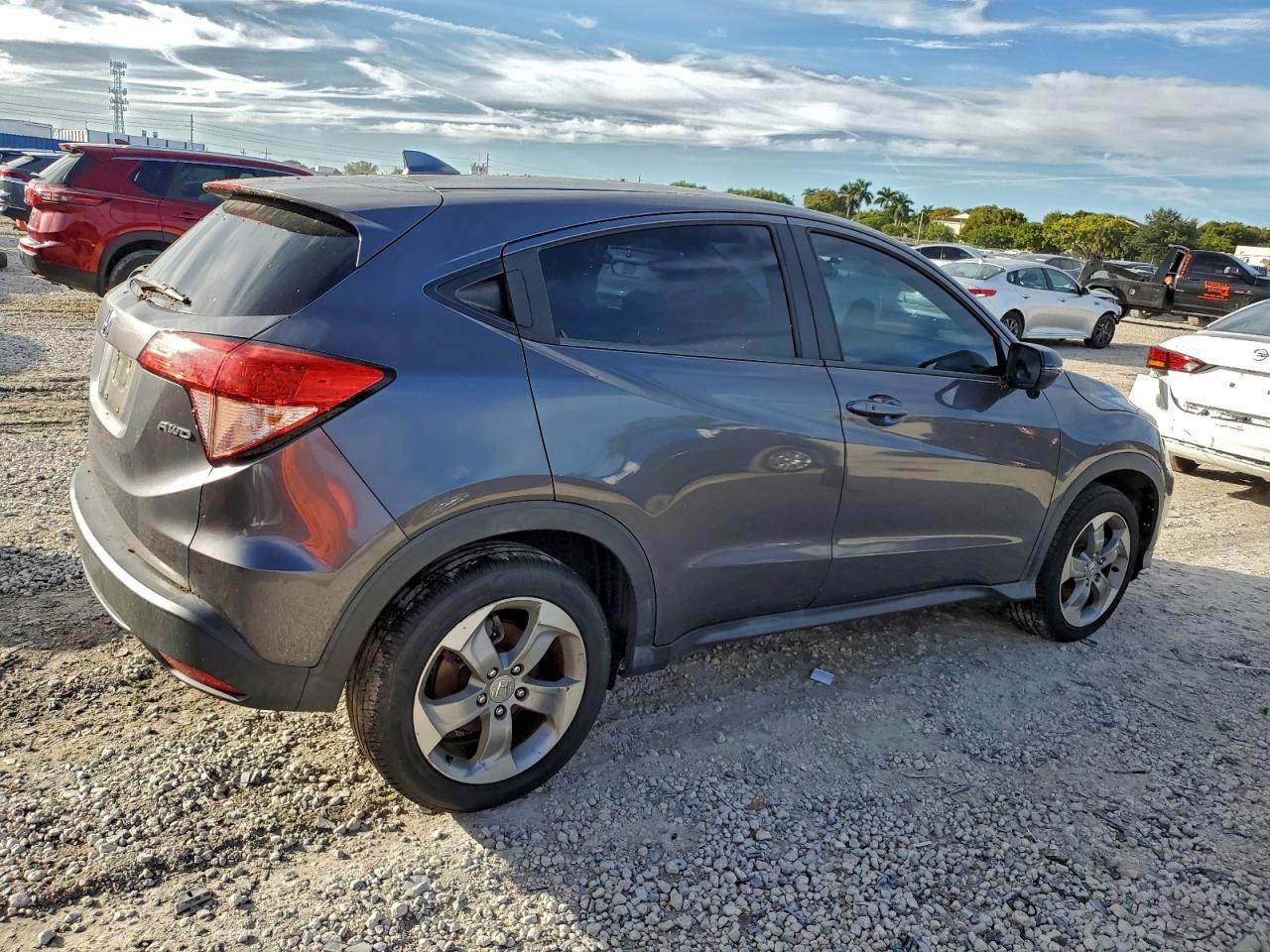 2017 HONDA HR-V