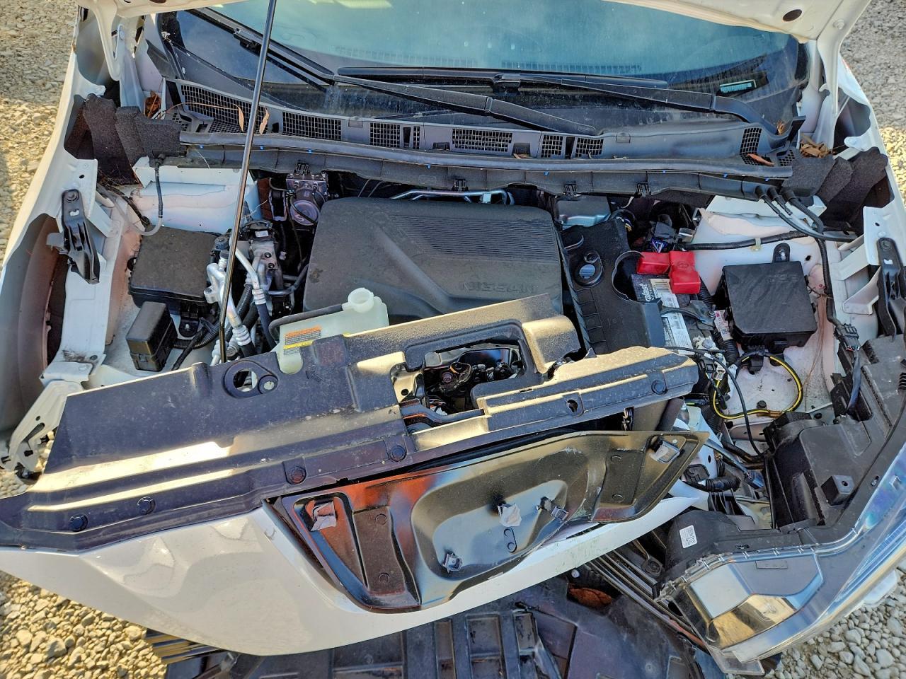 2024 NISSAN LEAF