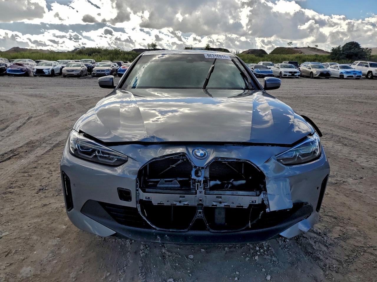 2024 BMW i4