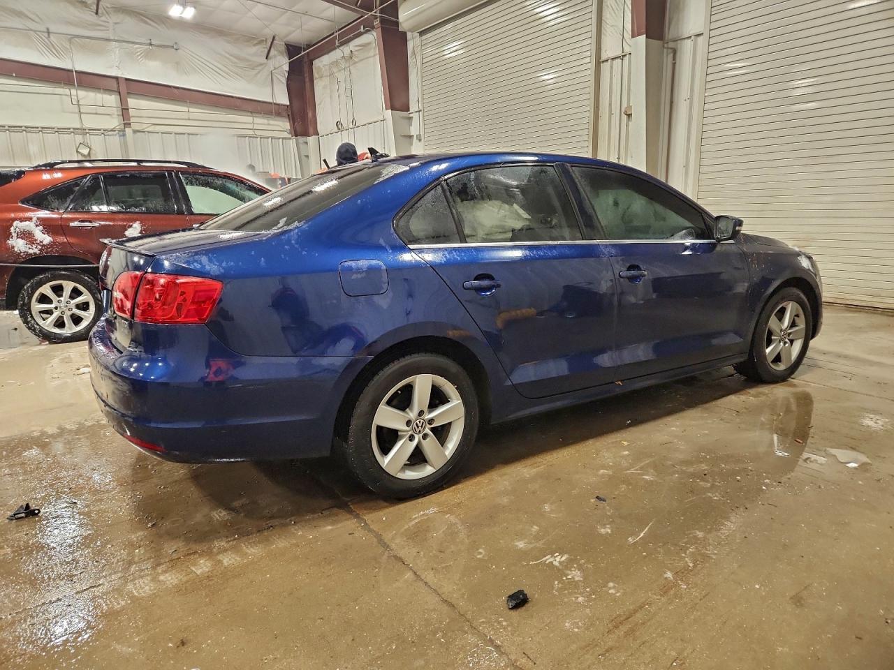 2012 VOLKSWAGEN JETTA