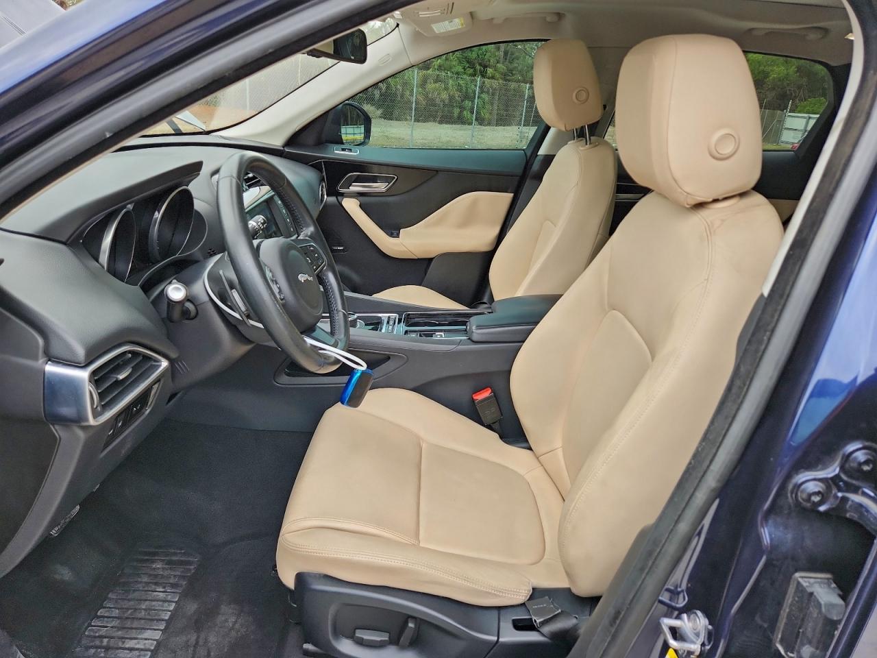 2018 JAGUAR F-Pace