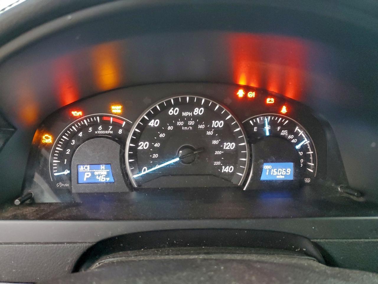 2015 TOYOTA CAMRY