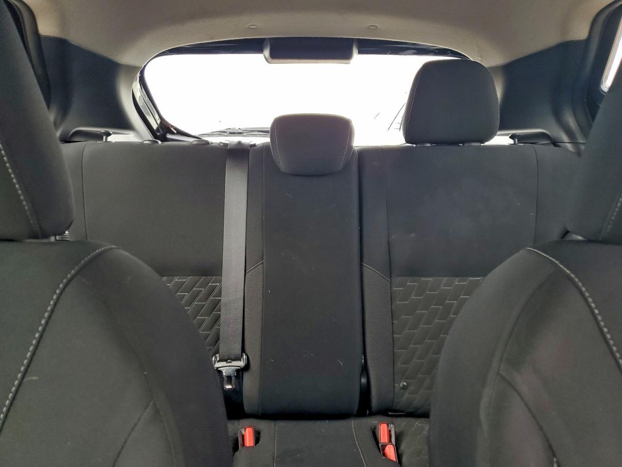 2022 NISSAN KICKS