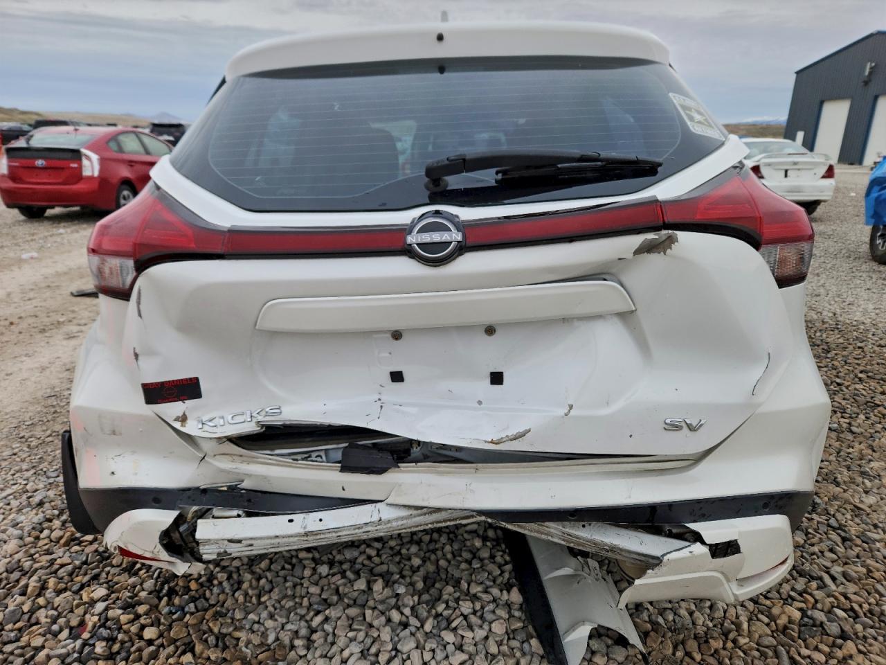 2023 NISSAN KICKS