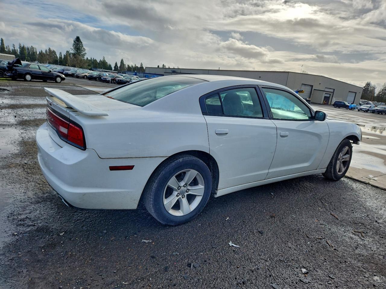 2011 DODGE CHARGER
