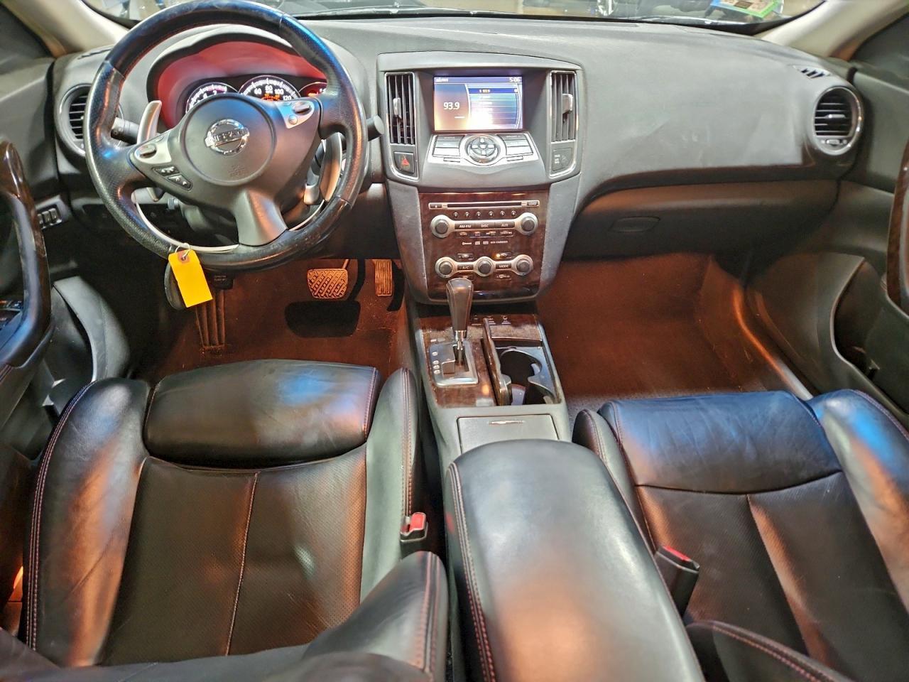 2009 NISSAN Maxima