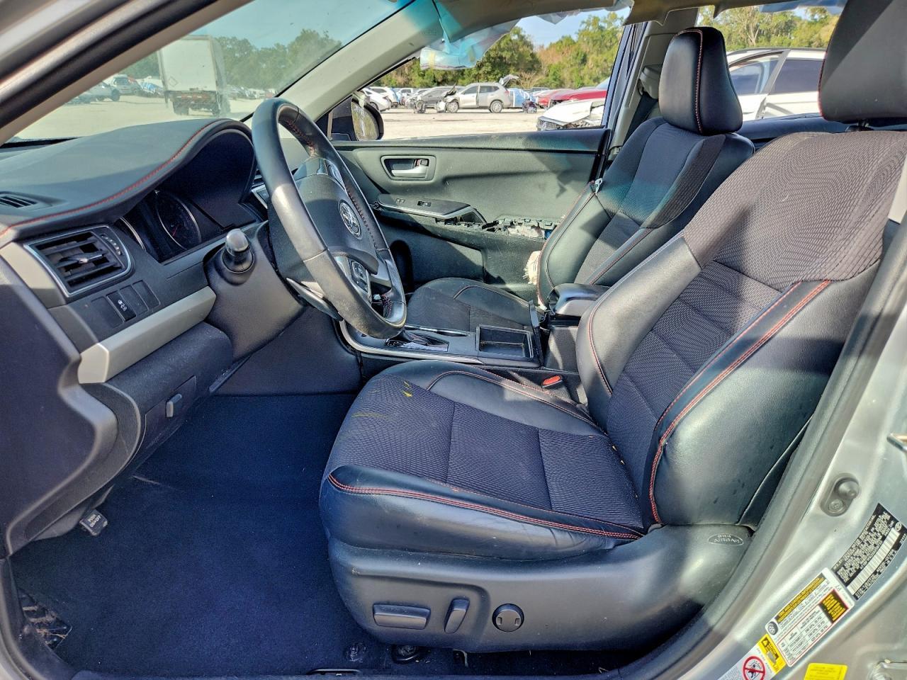2016 TOYOTA CAMRY