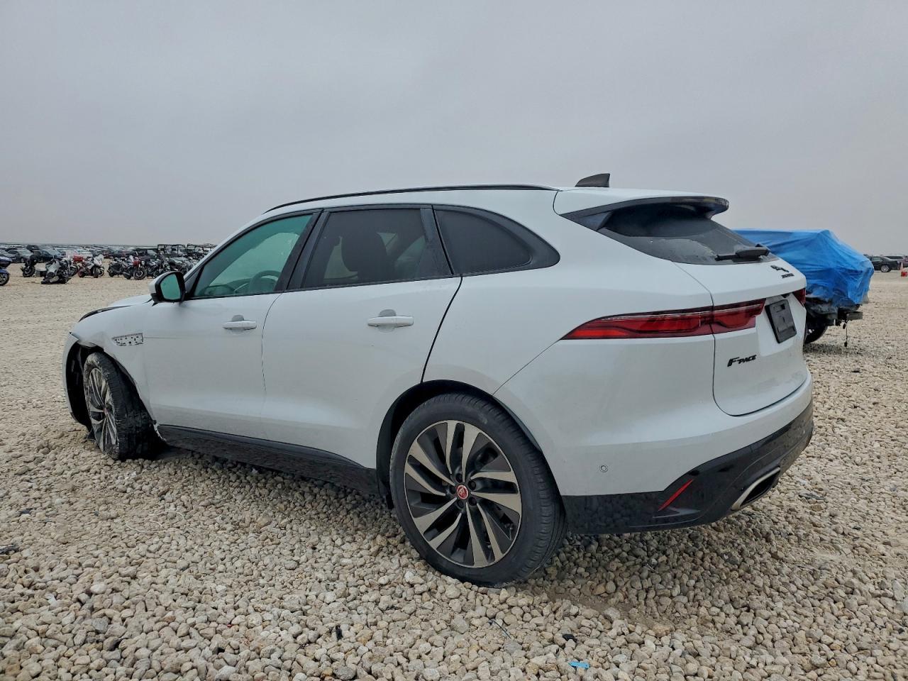2021 JAGUAR F-Pace