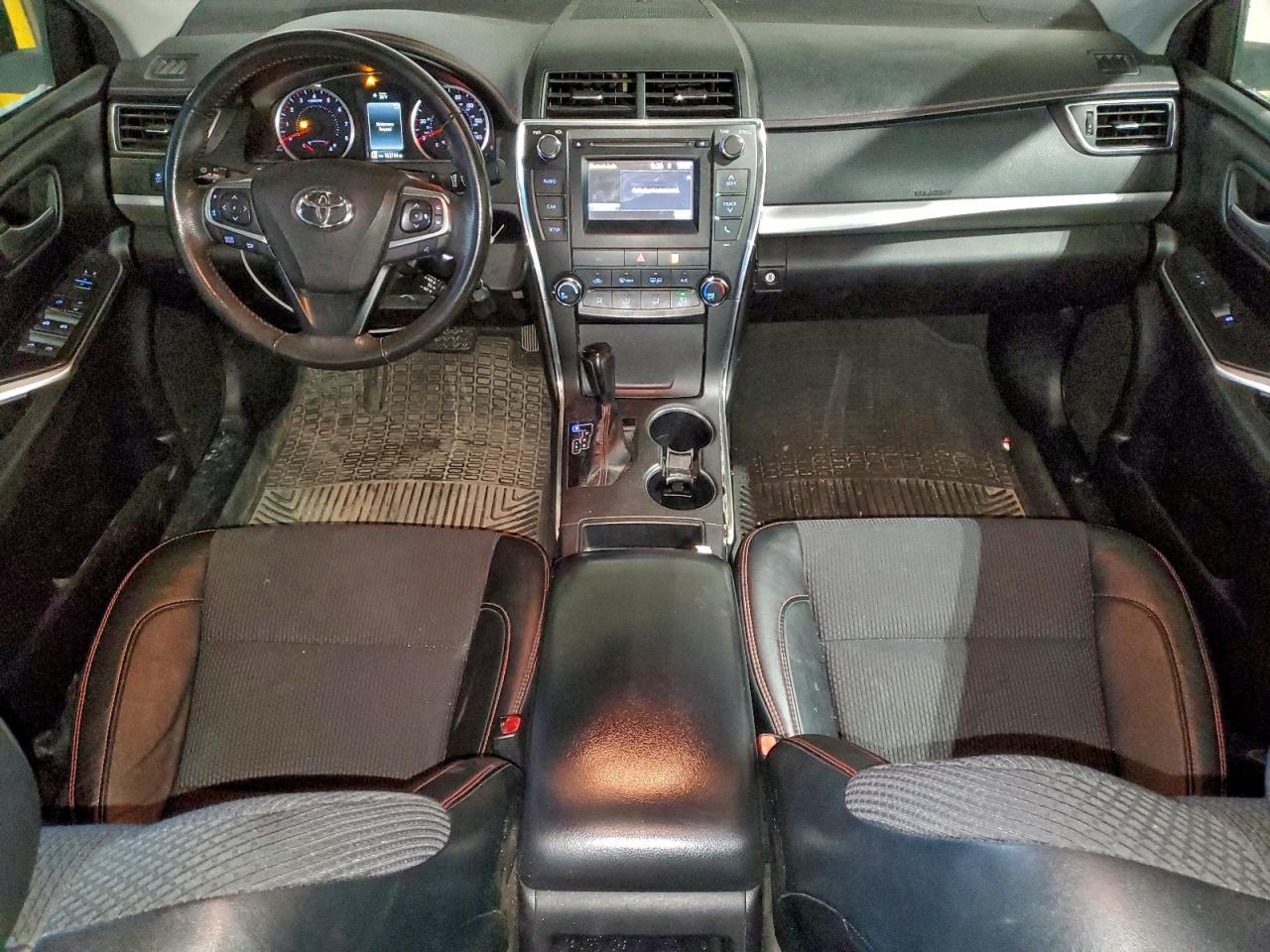 2017 TOYOTA CAMRY