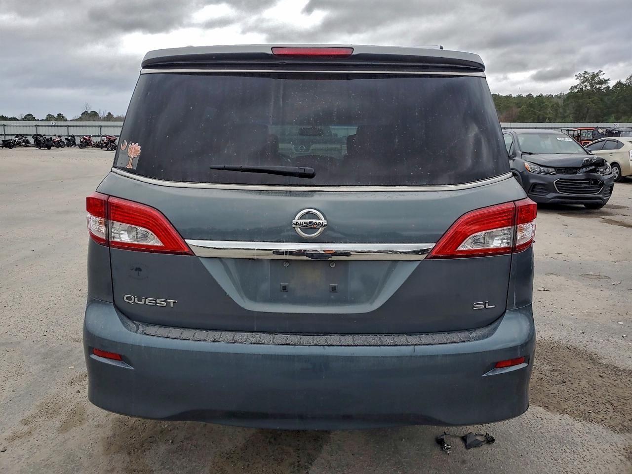 2012 NISSAN Quest