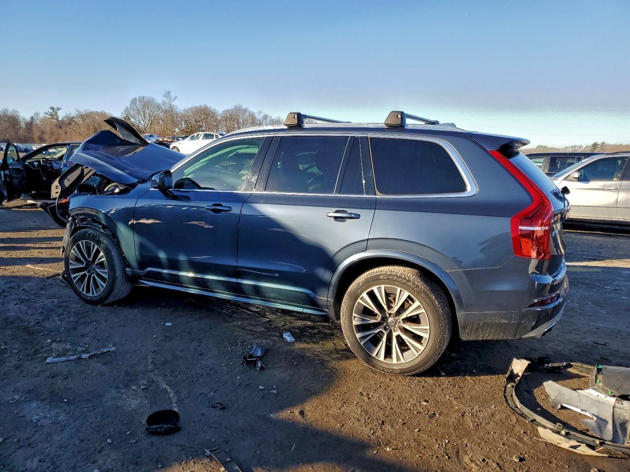 2021 VOLVO XC90