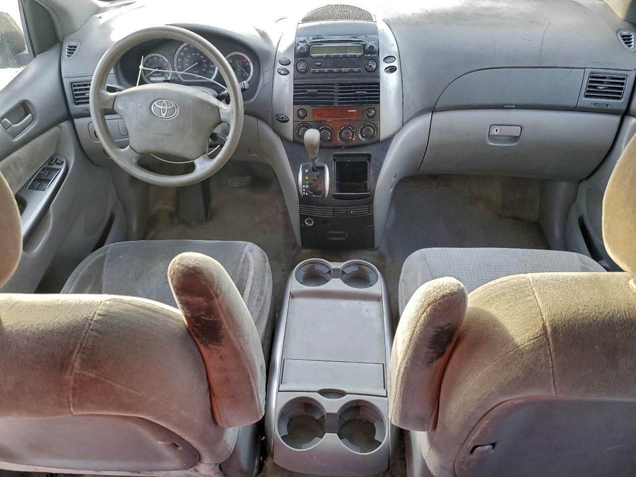 2006 TOYOTA SIENNA