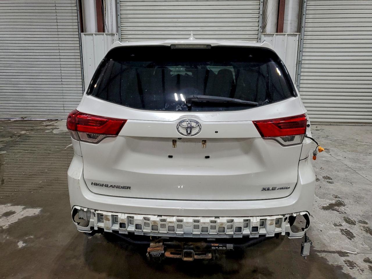 2018 TOYOTA HIGHLANDER