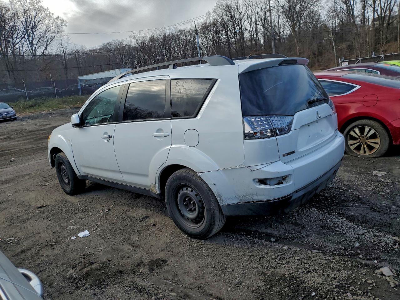 2008 MITSUBISHI outlander