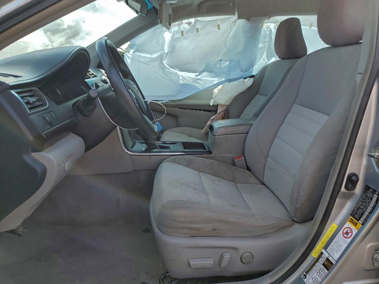 2016 TOYOTA CAMRY
