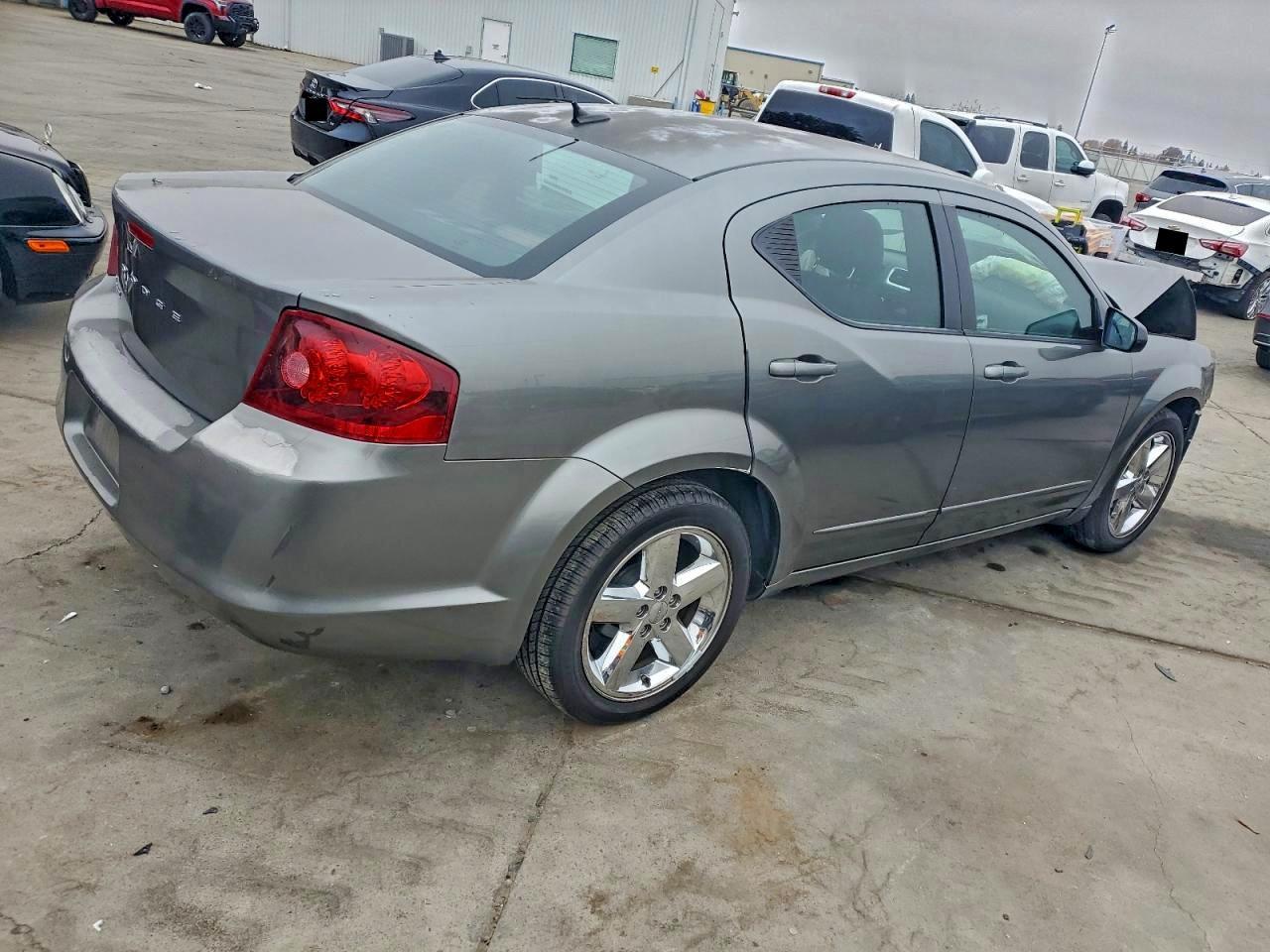 2012 DODGE Avenger