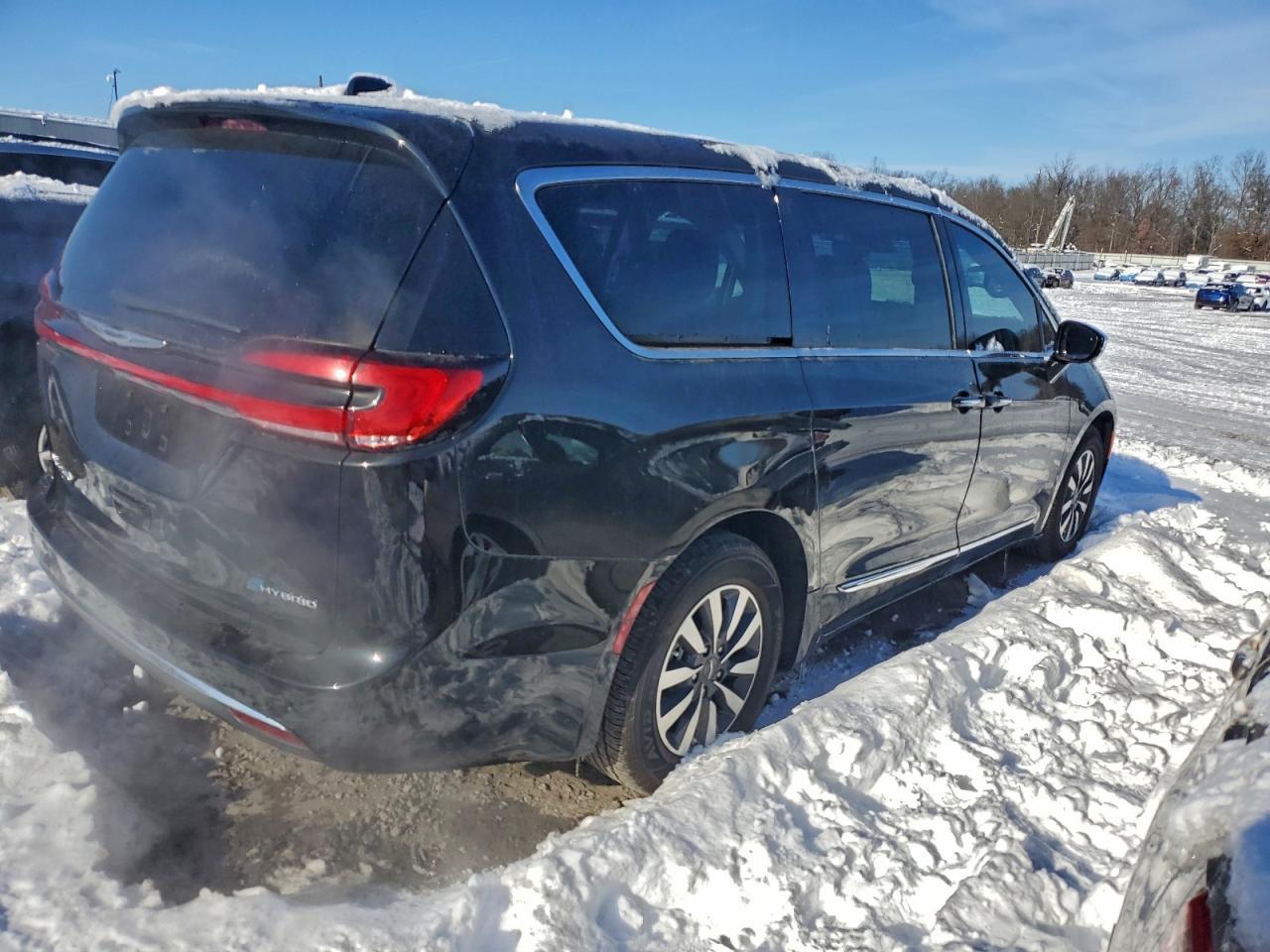 2023 CHRYSLER Pacifica
