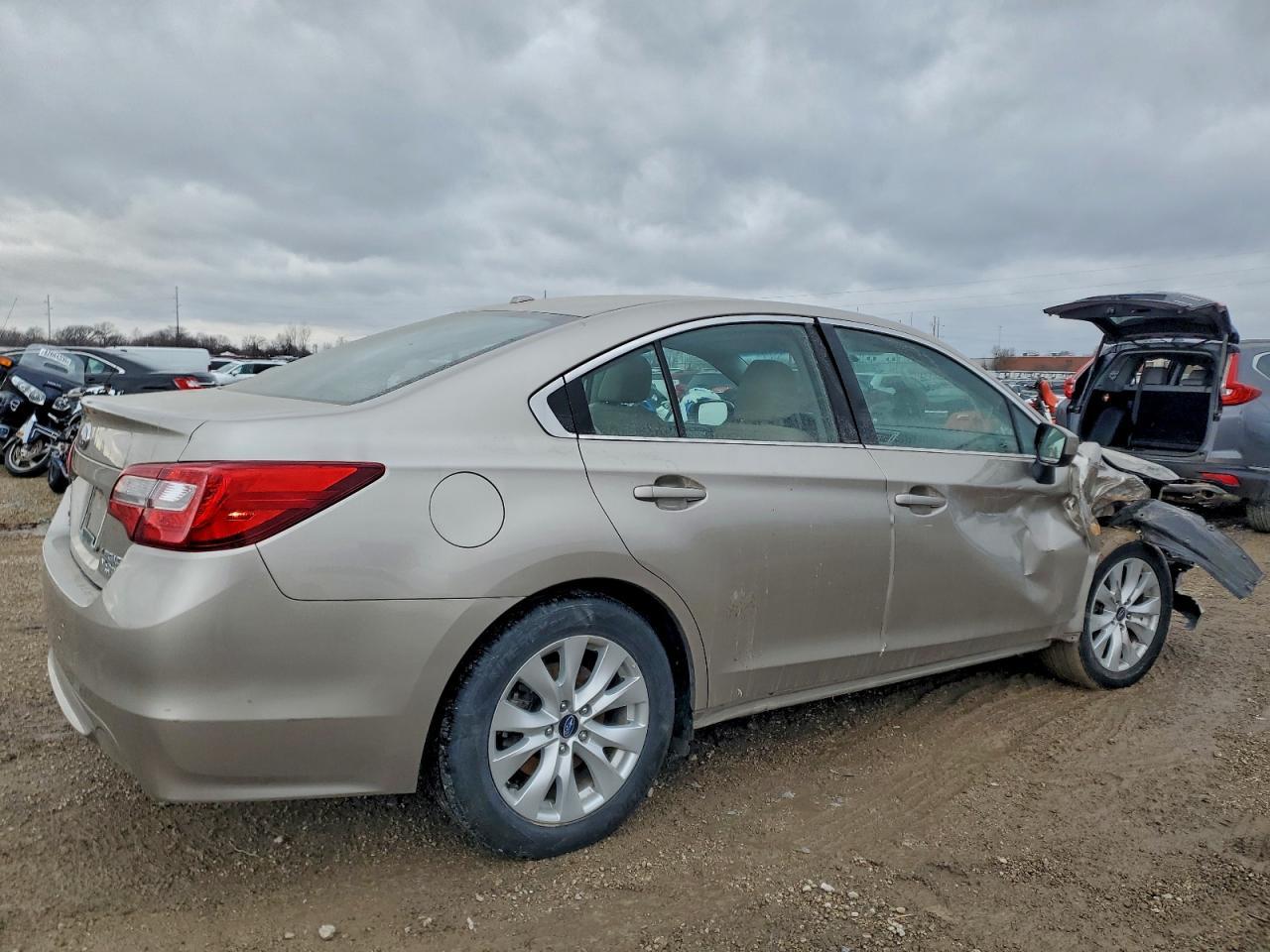 2015 SUBARU Legacy