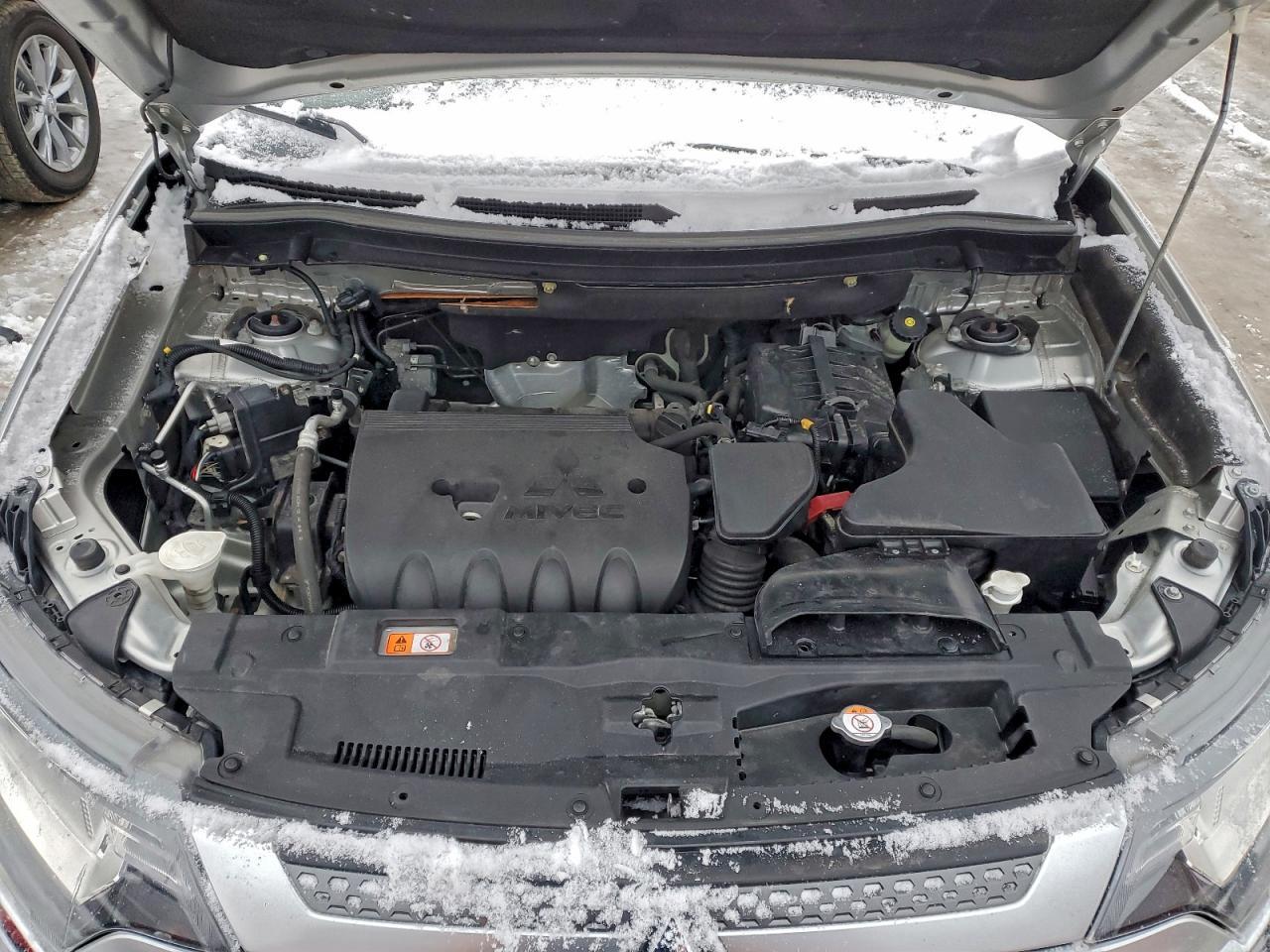 2019 MITSUBISHI outlander