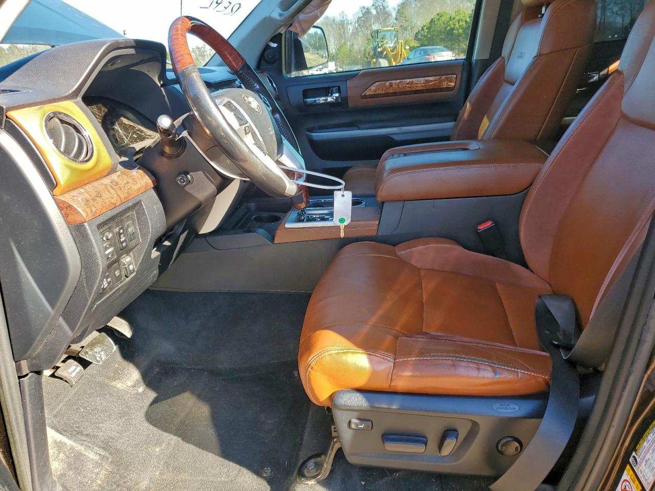 2018 TOYOTA TUNDRA