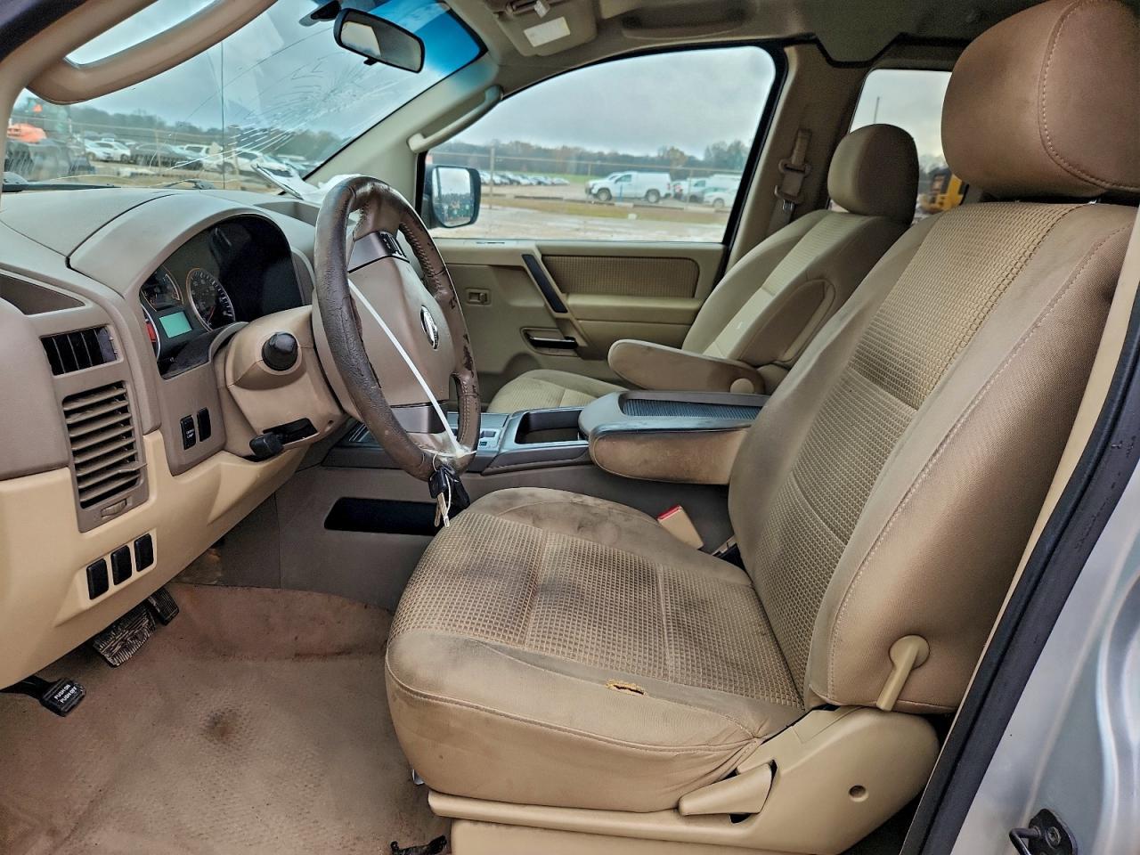 2008 NISSAN Titan