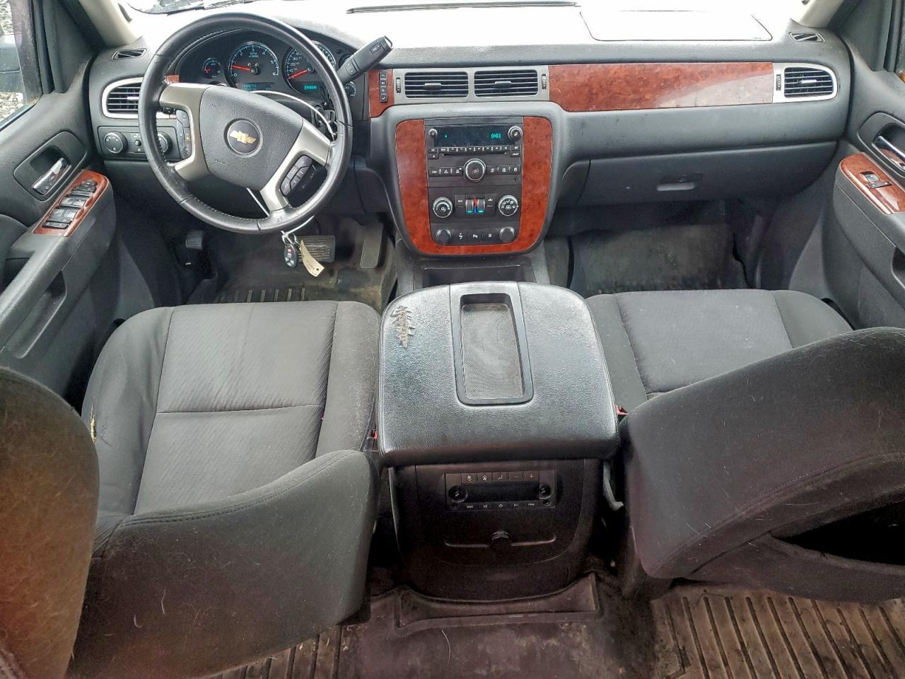 2011 CHEVROLET Tahoe