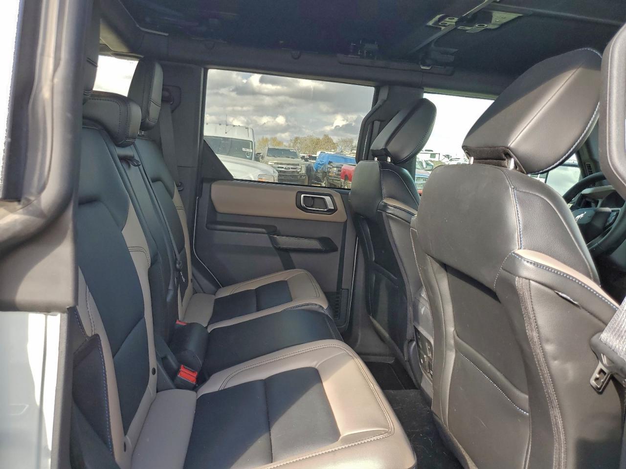 2024 FORD Bronco