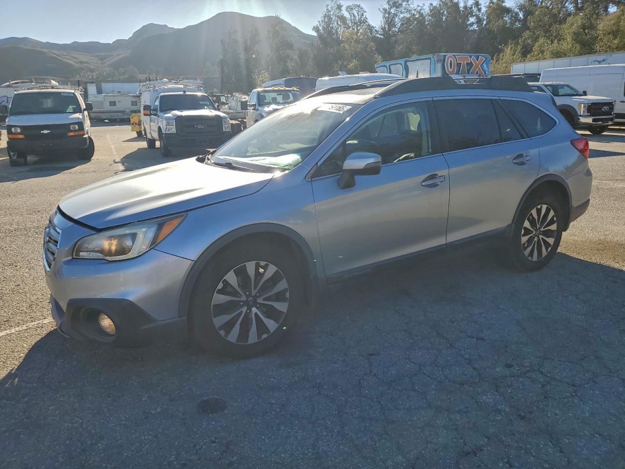 2016 SUBARU Outback