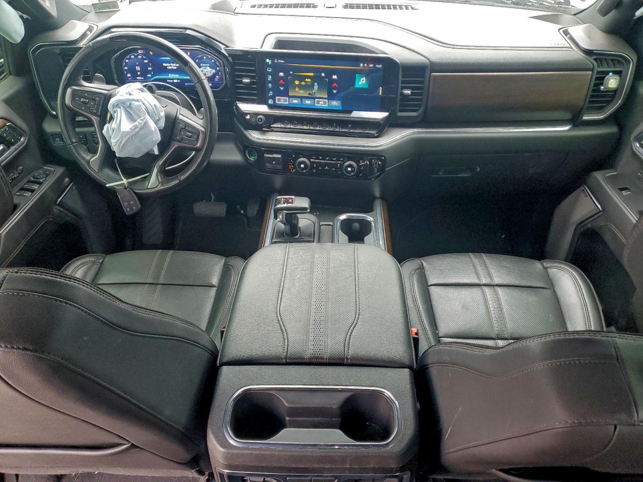 2024 CHEVROLET Silverado