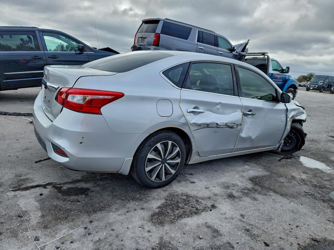 2017 NISSAN SENTRA