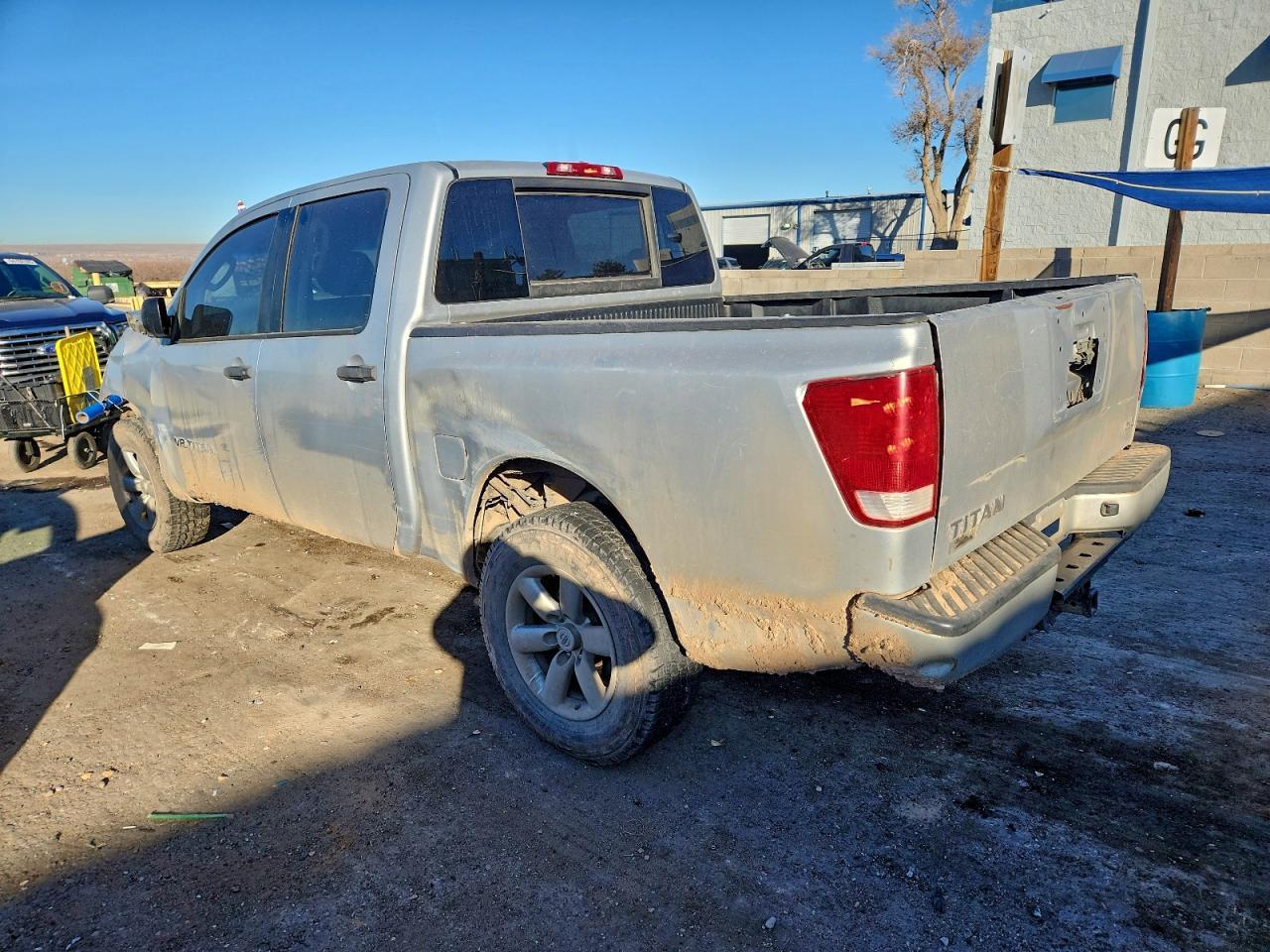 2011 NISSAN Titan