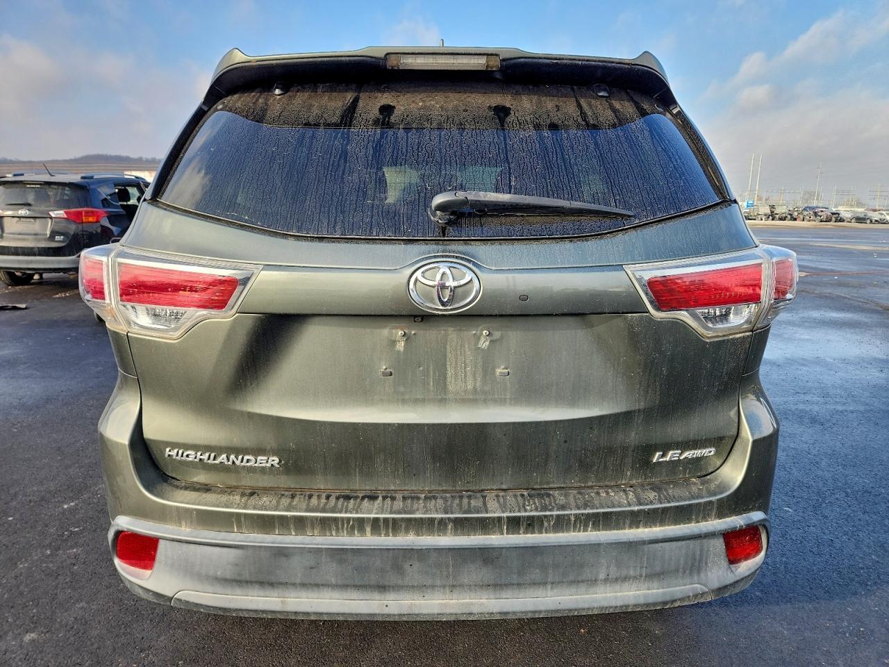 2015 TOYOTA HIGHLANDER
