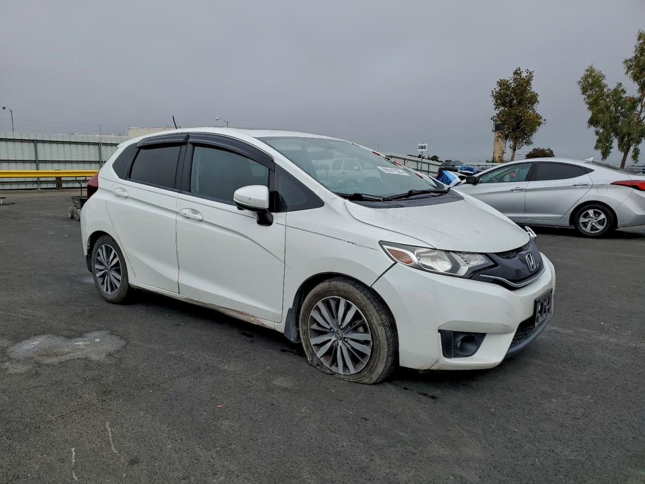 2016 HONDA FIT