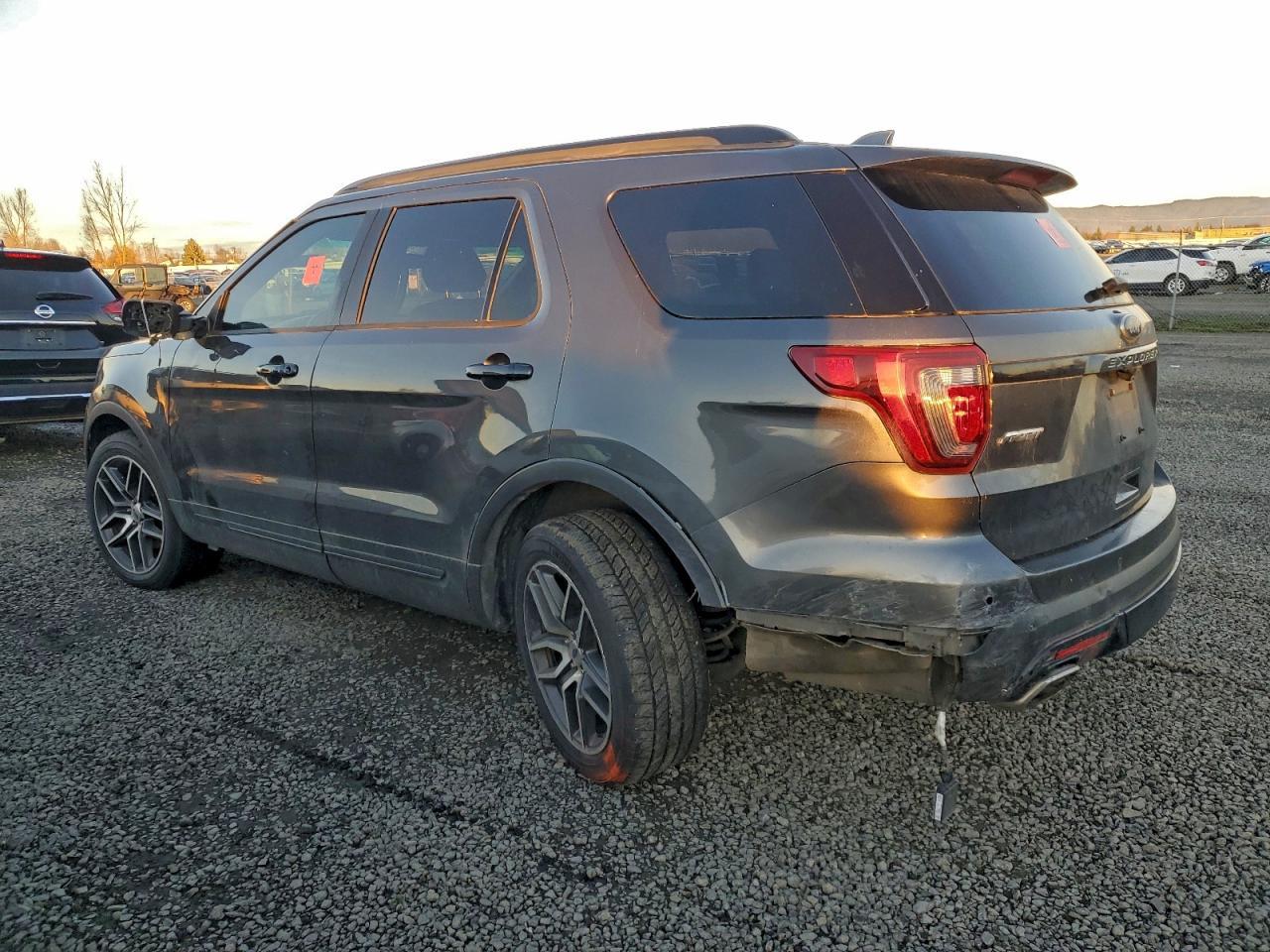 2016 FORD Explorer Sport Trac