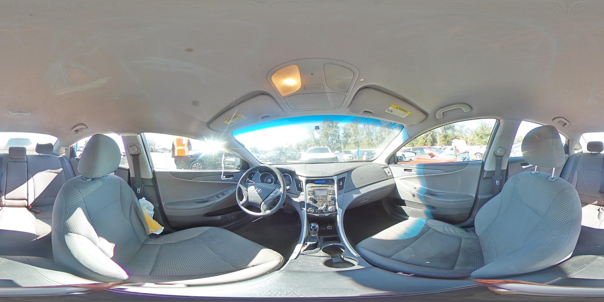 2011 HYUNDAI SONATA