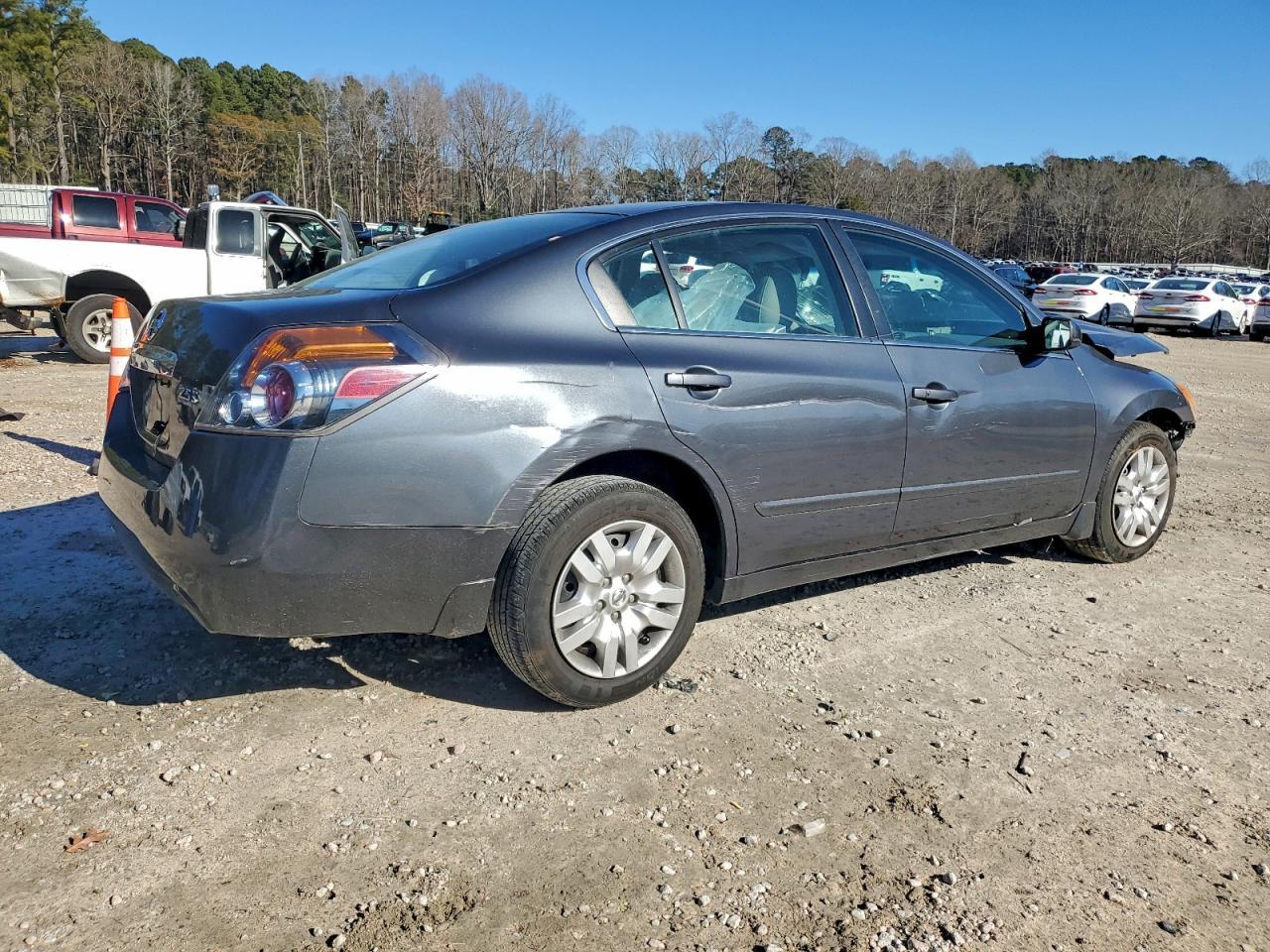 2012 NISSAN ALTIMA