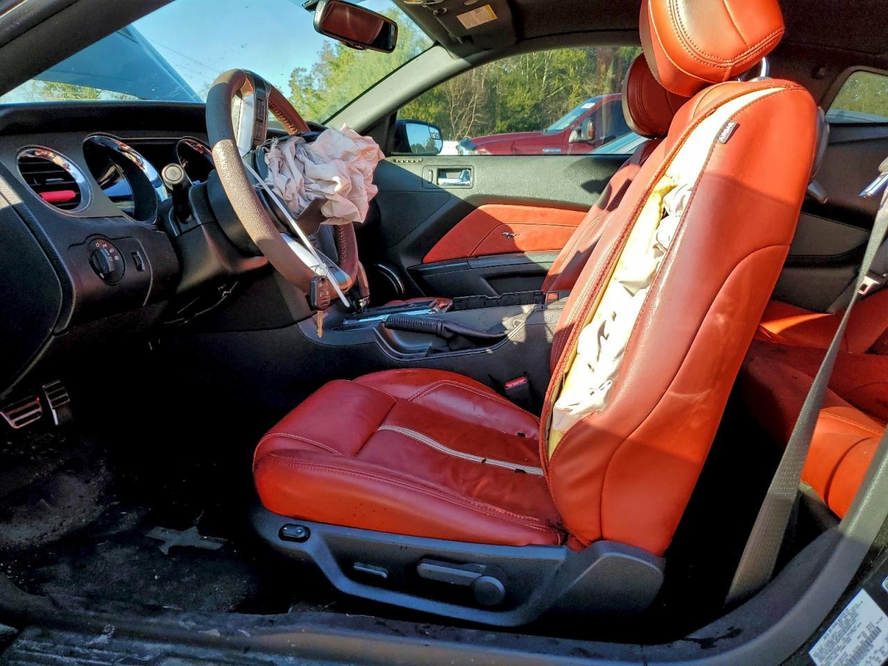 2013 FORD MUSTANG