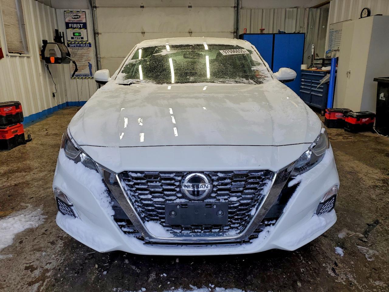 2019 NISSAN ALTIMA